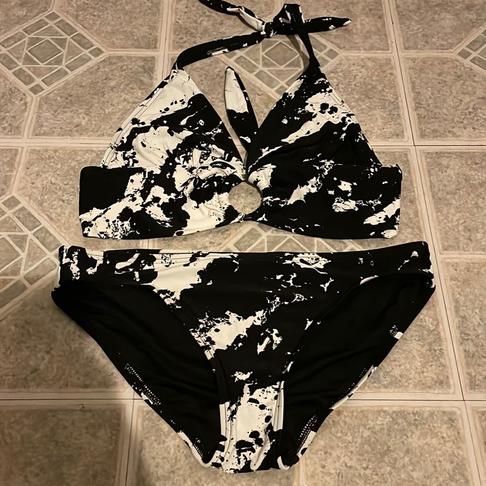 Carmen Marc calvo bathing suit